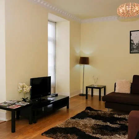Apartment Fascinating In Historic