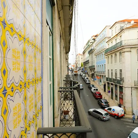 Fascinating In Historic Apartment Lisbon