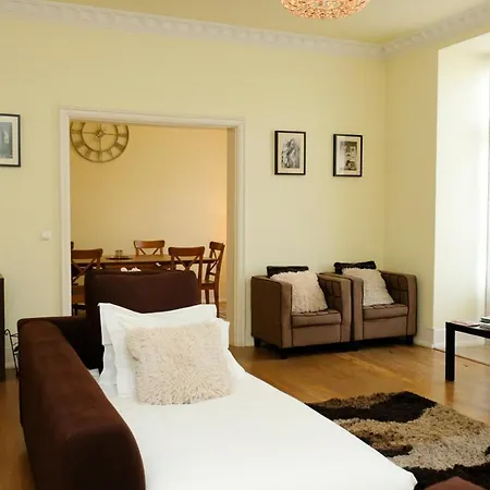 Fascinating In Historic Apartamento